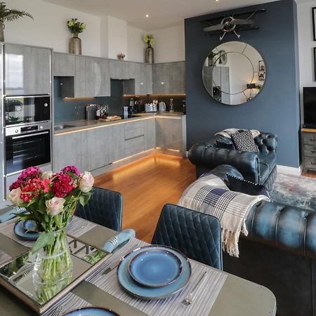 Appartement Sapphire Seas Whitby Extérieur photo